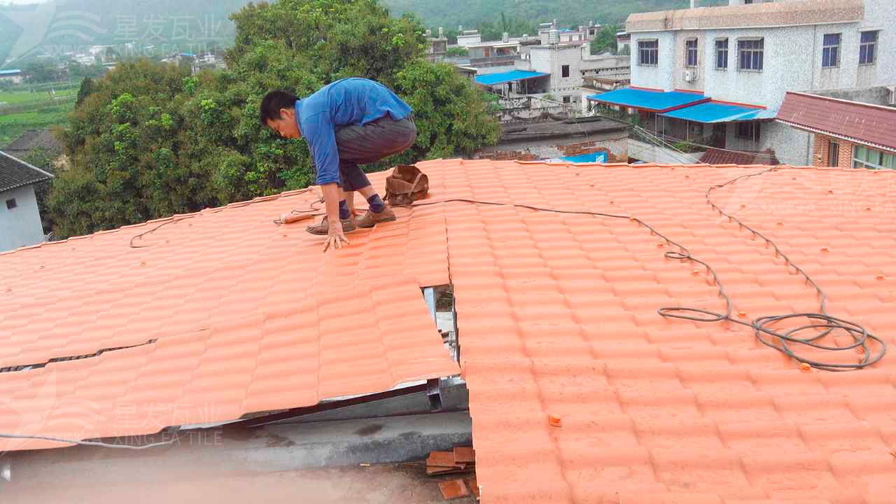 北海屋顶铺设安装合成树脂瓦时，牢牢记住这3点，就不怕屋顶出问题！